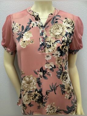 Adele & May Coral Floral V-Neck Short Sleeve Blouse